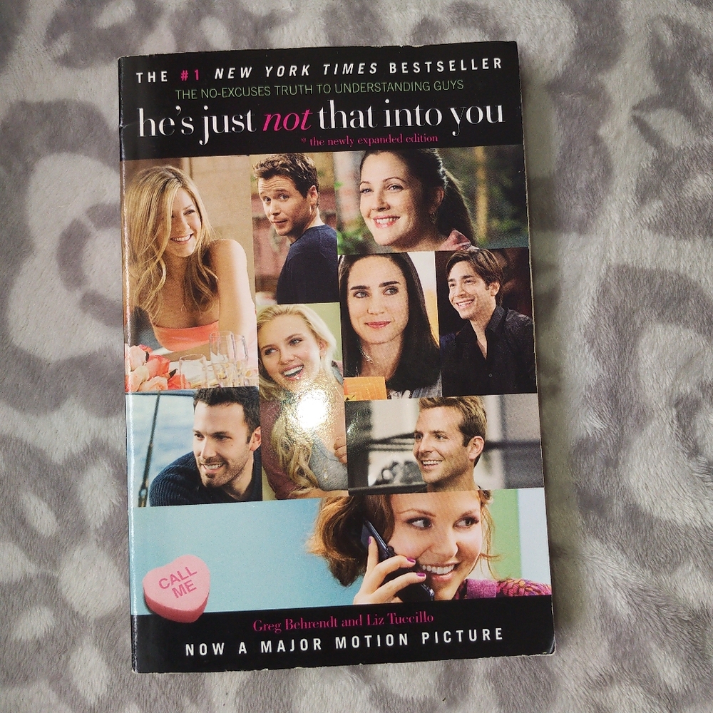 HE'S JUST NOT THAT INTO YOU Greg Behrendt Liz Tuccillo  self-help rom-com book